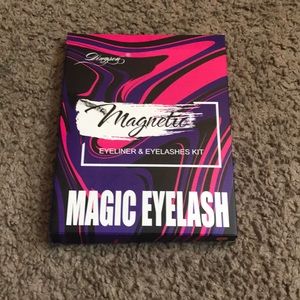 Magnetic Eyeliner & Lash Kit